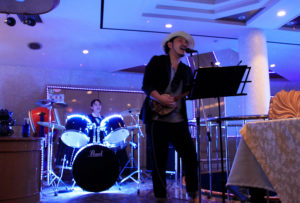 クルージング中に楽しめる船内ライブ