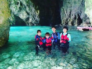 宮古島の青の洞窟