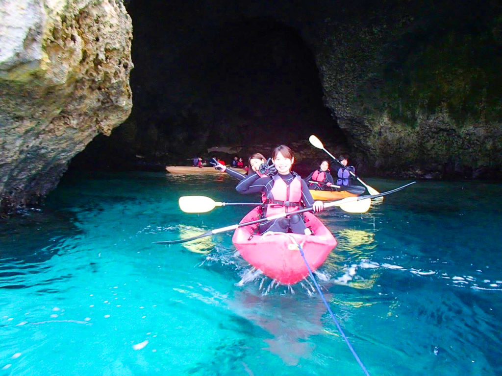 青の洞窟グラスボート＆シーカヤック、伊良部島