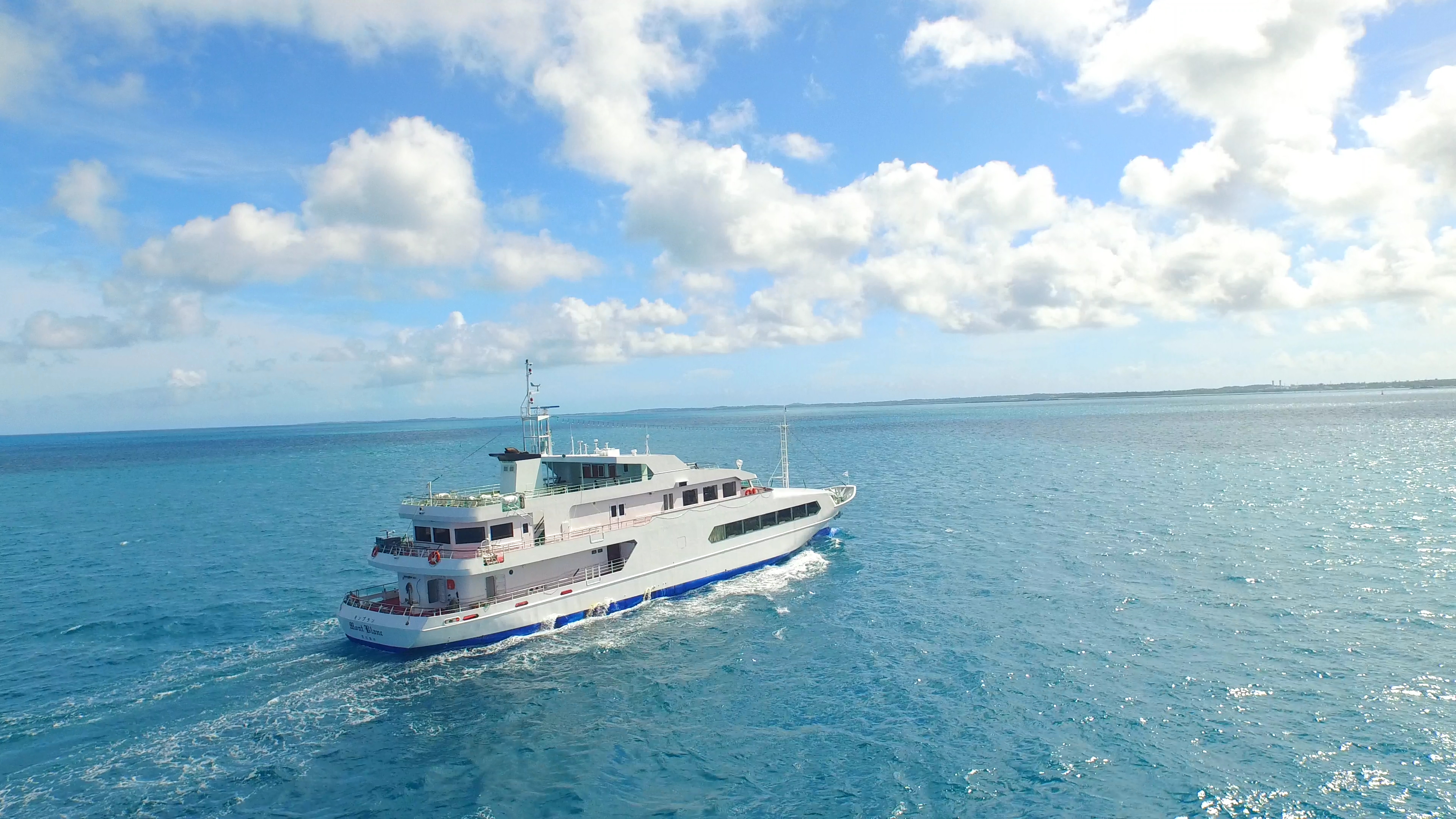 八重干瀬クルージングツアー