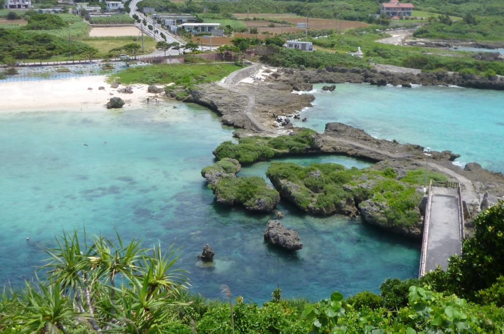 宮古島　観光スポット　イムギャーマリンガーデン