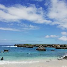 下地島の観光スポットの中の島海岸 （カヤッファ）