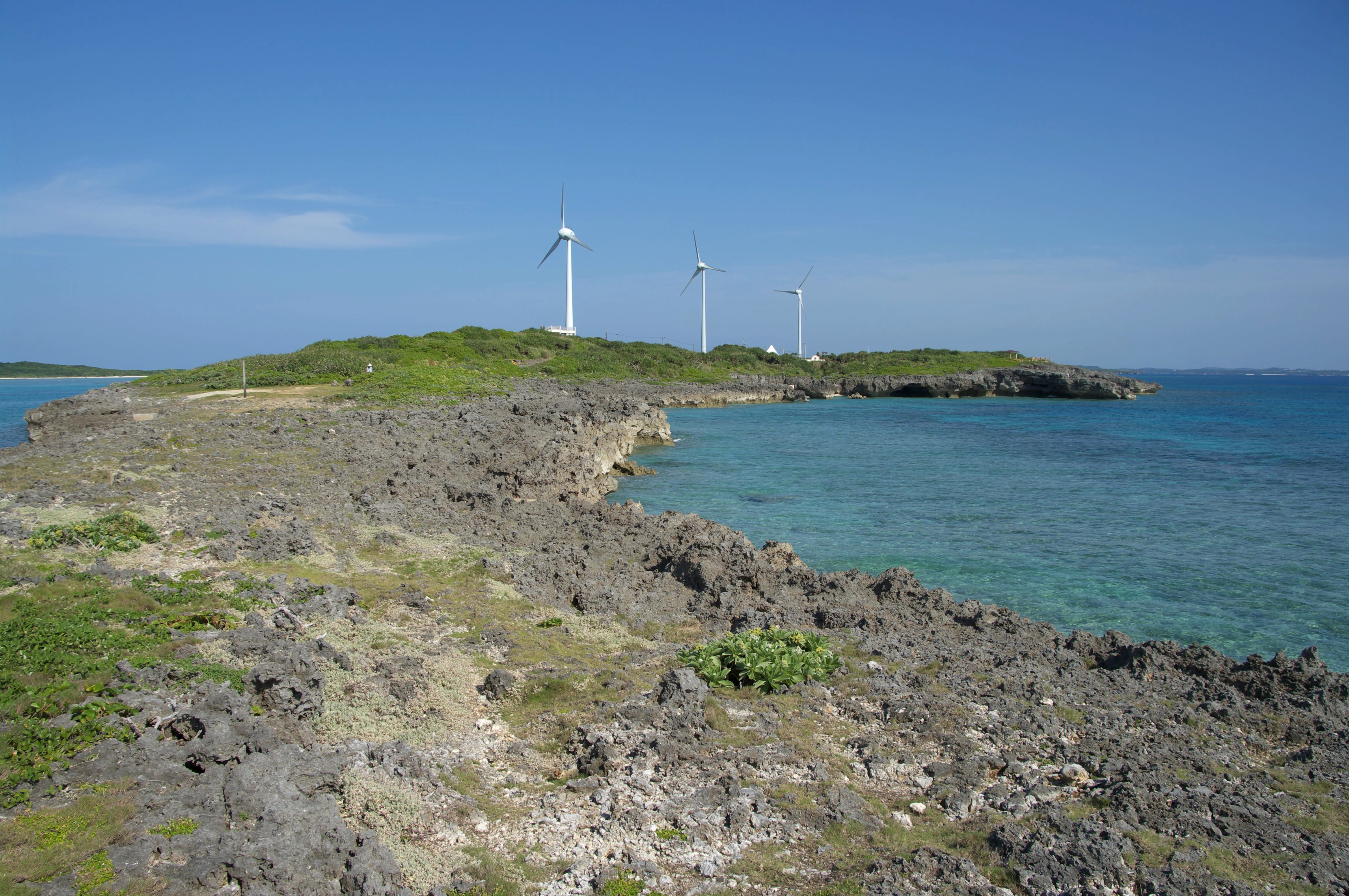 宮古島のドライブスポットの西平安名崎