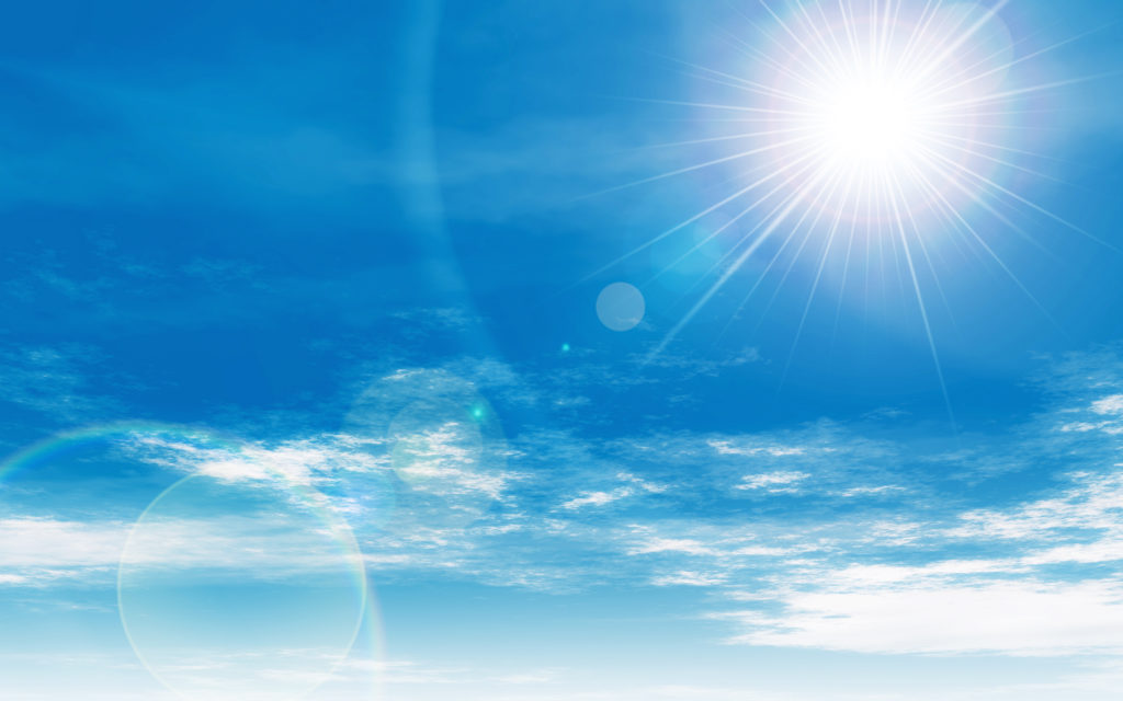 夏の宮古島の太陽