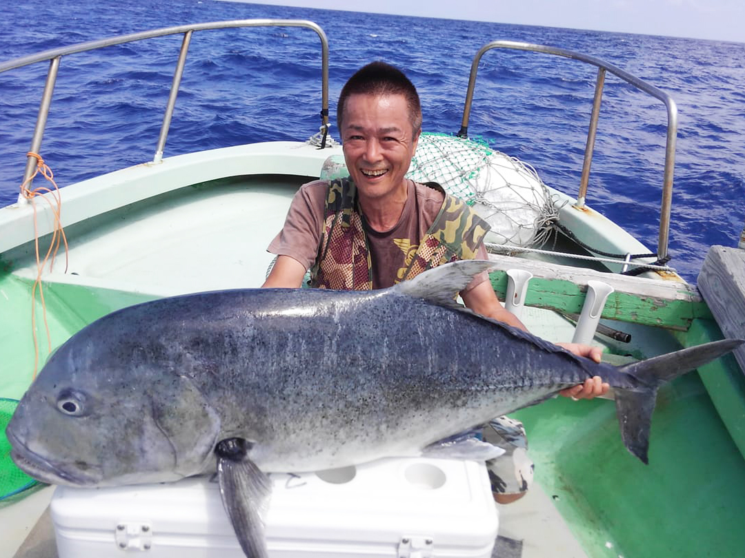 【宮古島/池間島漁港発着/釣り】初心者大歓迎！空いた時間でお手軽に！リピーター続出の人気漁師がご案内☆ちょい釣り体験ツアー（No.921）