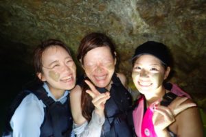 宮古島鍾乳洞のパンプキンホール