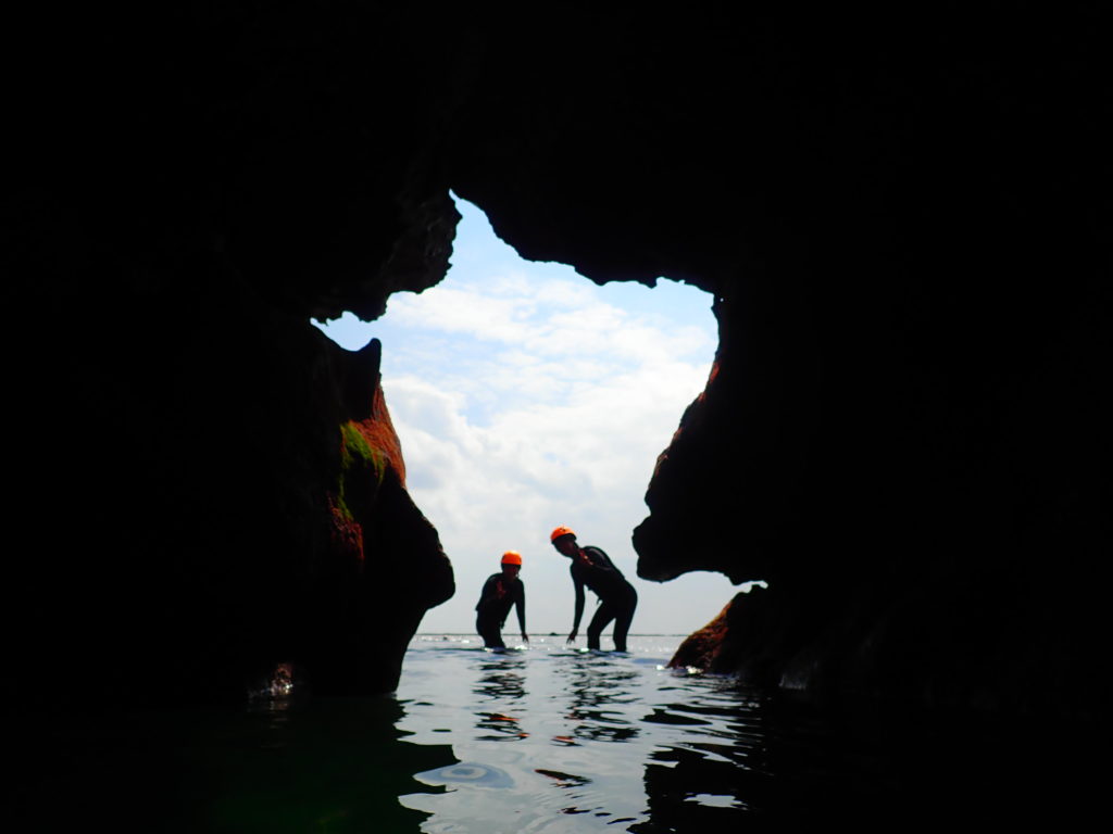 宮古島鍾乳洞のパンプキンホール