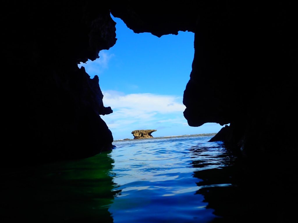 宮古島鍾乳洞のパンプキンホール