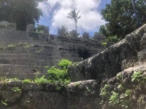 仲宗根豊見親の墓