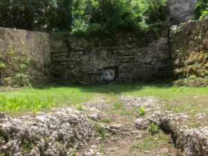 仲宗根豊見親の墓