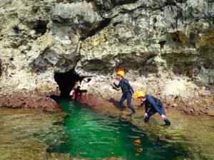 宮古島鍾乳洞のパンプキンホール