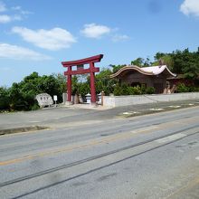 宮古島の観光スポットの赤名宮