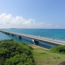 池間島の観光スポットの池間大橋