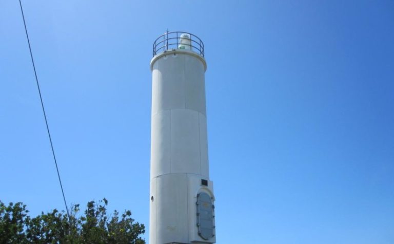 水納島-宮古水納島灯台