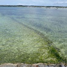下地島の観光スポットの魚垣