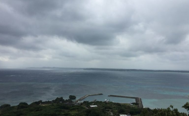 大神島の観光スポットの遠見台