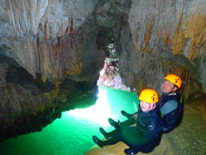 宮古島鍾乳洞のパンプキンホール