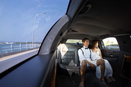 宮古島,ウェディングフォト,新婚,カップル,白い砂浜,宮古島の海,リムジン,ドローン