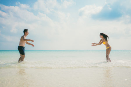 宮古島,カジュアルフォト,新婚,カップル,白い砂浜,宮古島の海,