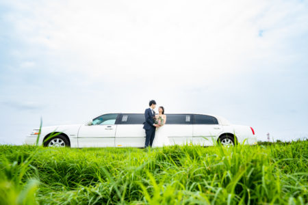 宮古島,ウェディングフォト,新婚,カップル,白い砂浜,宮古島の海,リムジン,ドローン