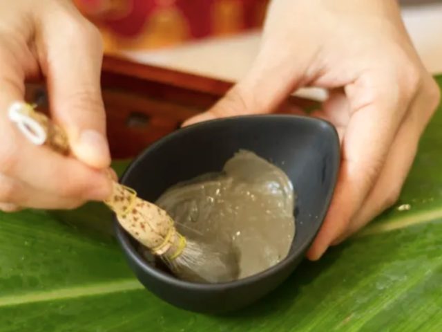 月桃クチャ,宮古島,スパ,ボディマッサージ,月桃オイル,隠れ家サロン,マッサージ,アロマオイル,月桃オイル