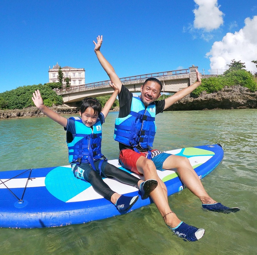 【宮古島・SUP】1組限定開催！家族・カップルで楽しめる新感覚MEDIUM SUPツアー《GoPro写真データプレゼント付き》（No.886）