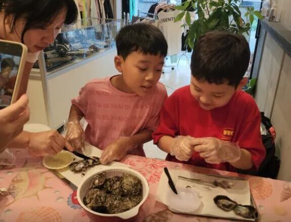 【宮古島/1時間以内/当日予約OK】宮古島初！アコヤ貝から本真珠取り出し体験＜3歳からOK・手ぶら参加OK＞（No.779）