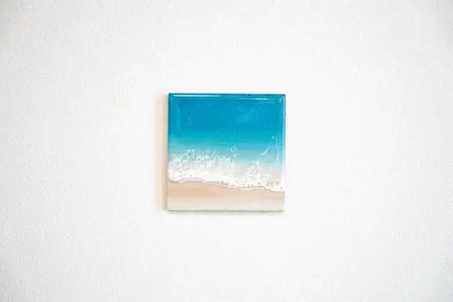 【宮古島/1時間】3歳から楽しめるレジンアート体験☆世界に一つの波アートコースター制作♪＜雨の日・当日予約OK＞空港から5分！