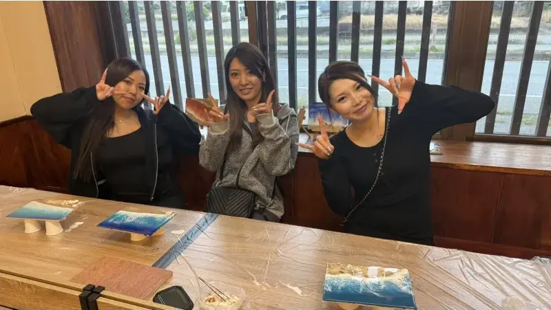 【宮古島/約1.5時間】沖縄の守り神“シーサー”×波アート☆宮古島最大の工房で特別なレジンアート体験＜当日予約・雨の日OK＞空港から5分！（No.904）