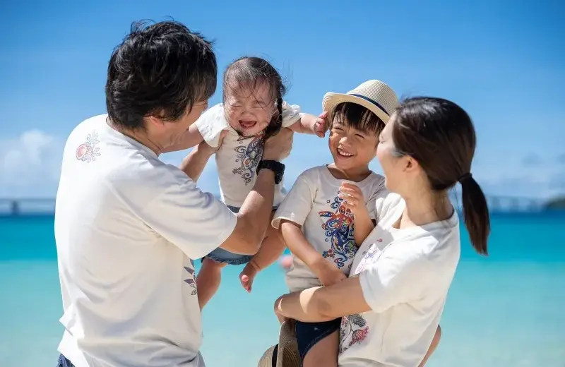 【宮古島/約30分】0歳から参加できる♪前浜ビーチで30分以内のお手軽フォトプラン！当日納品ですぐにシェア☆早朝撮影OK◎〈口コミ投稿で＋5カット特典あり〉（No.765）