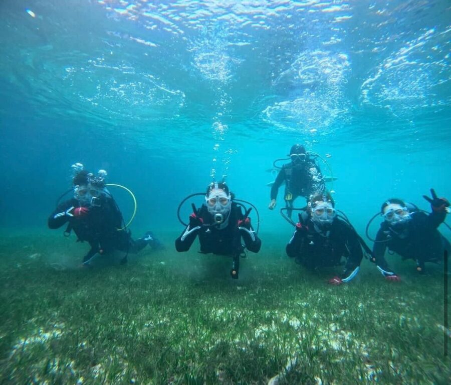 【宮古島/伊良部島/下地島】神秘的な地形エリアへ☆貸切で安心！1diveボート体験ダイビング午後半日ツアー＜キャンセル料無料＆送迎可能＞GoProレンタル付き（No.941）