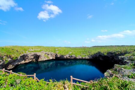 【宮古島/観光バス/1日】宮古諸島5島＆3大大橋の絶景スポットを巡ろう☆バスガイド付き観光バスツアー＜日帰り参加OK＆年齢制限なし＞