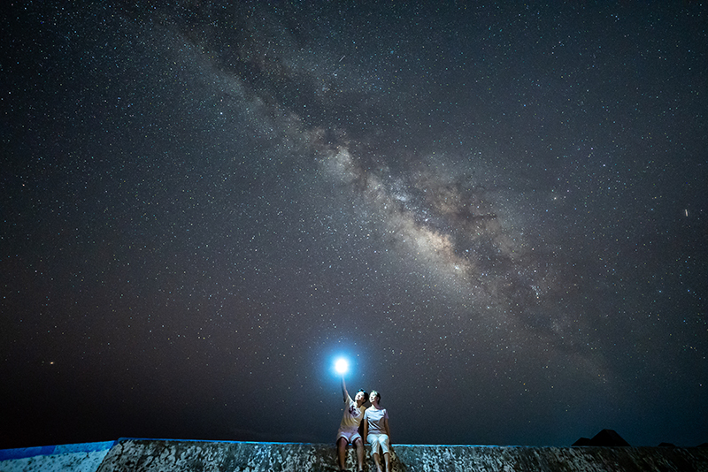 【宮古島/夜】当日予約OK☆星空専門プロカメラマンが撮影！おしゃれな装飾付き星空フォト体験★プレミアムプラン（No.1000）