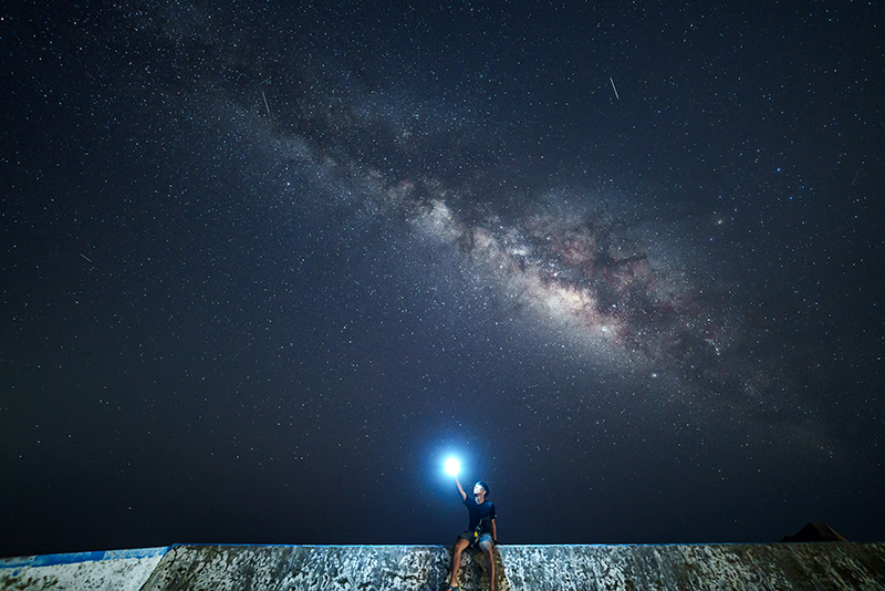【宮古島/夜】当日予約OK☆星空専門プロカメラマンが撮影！おしゃれな装飾付き星空フォト体験★プレミアムプラン（No.1000）