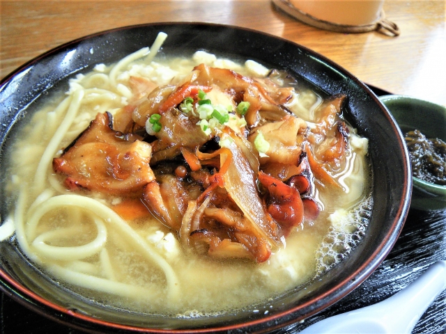 宮古そばの魅力を徹底解説！宮古そば名店ランキングTOP10