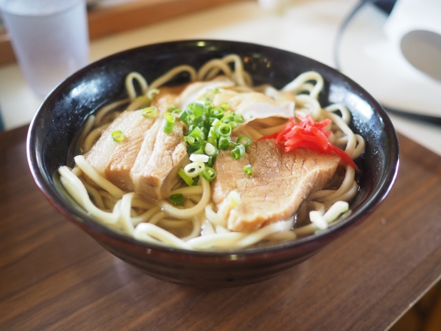 宮古そばの魅力を徹底解説！宮古そば名店ランキングTOP10