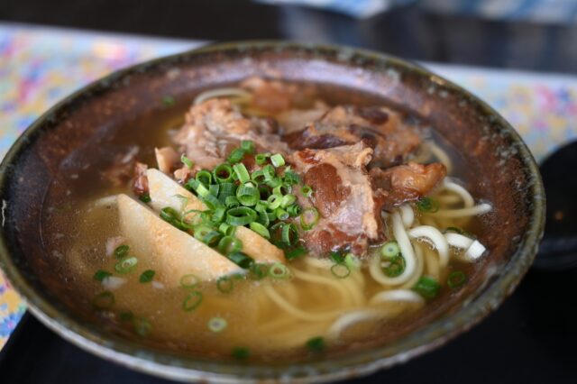 宮古島の宮古そば