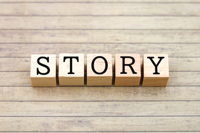 木のブロックに書かれた「STORY」で物語を語る