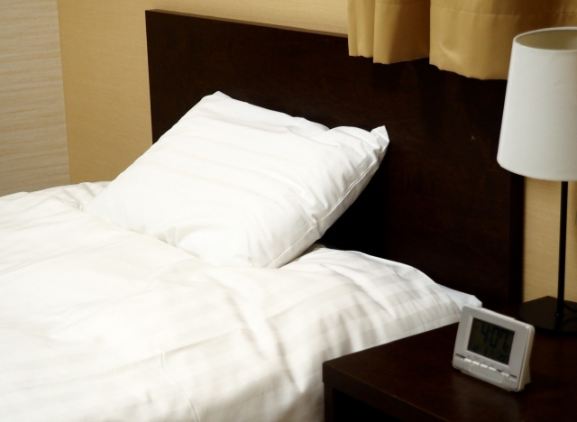 素泊まり　ホテル　イメージ