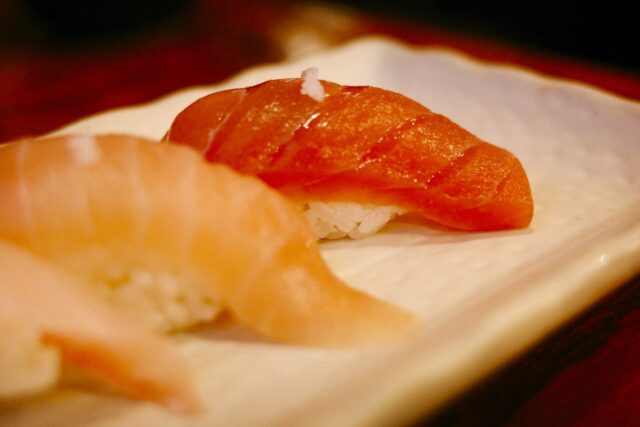 沖縄のお寿司　石垣の塩で頂く寿司　グルメ