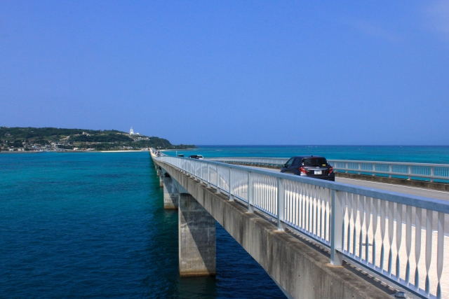 伊良部大橋 車